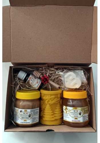 Cutia cadou merry christmas, cutie cadou miere , cutie craciun cadou produse apicole.
