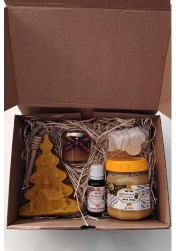 Cutia CADOU ( Miere cremă cu fistic, miere cremă ghimbir, propolis, lumânare naturală, săpun vegetal love)