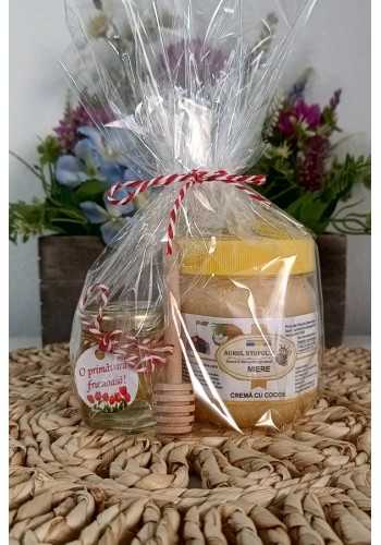 Cadou 1 martie (Miere cremă cu cocos,miere de salcâm, linguriță lemn)