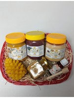 Coșul Cadou (Mix imunitate,miere cremă cocos,afine,polen poliflor, tinctură propolis, linguriță, lumânare)
